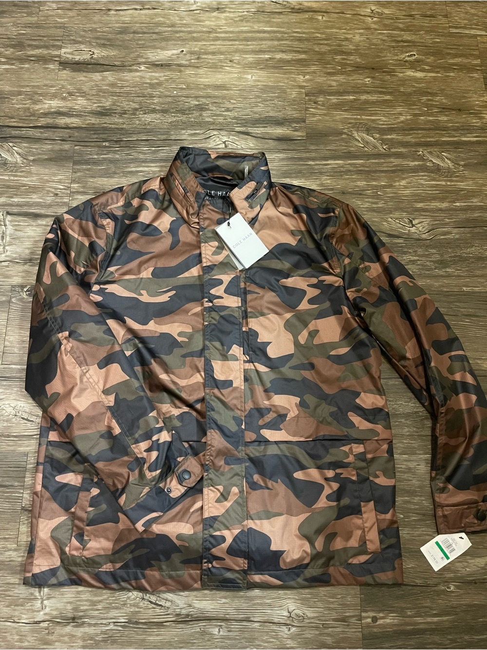 Cole Haan Men's Camouflage Field Jacket NWT in Brown and Green - Picture 2 of 6